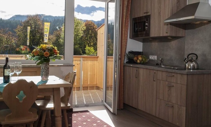 Kramsach Appartement | Appartement 12+13 - Camping & Appartement Stadlerhof
