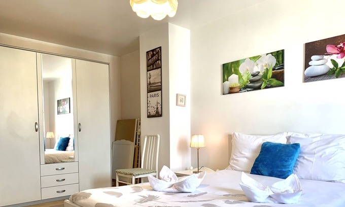 Pontault-Combault Maison | Appartement 2 Jolies Chambres +Salon Cuisine - errasse 20min PARIS-DISNE YLAND