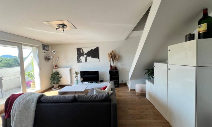 Novel Appartement | Appartement 244 - Appartement en duplex contemporain et confortable proche