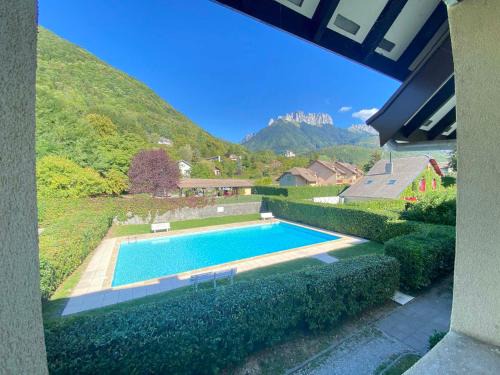 Menthon-Saint-Bernard Appartement | Appartement 3* avec balcon, piscine et lac à proximité, activités diverses - FR-1-432-4