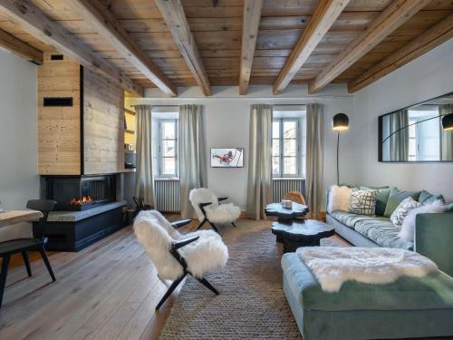 Megeve Appartement | Appartement 3 Ch. Rénové, Centre de Megève, Balcon, Cheminée, Parking, 3 min Télécabine Chamois - FR-1-453-178