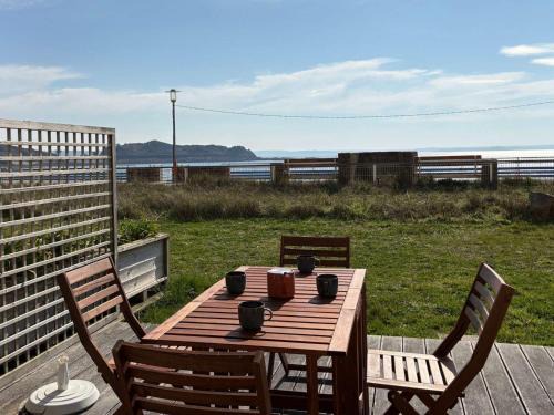 Trebeurden Appartement | Appartement 56m² bord de mer avec terrasse, parking privé, WiFi - FR-1-542-67