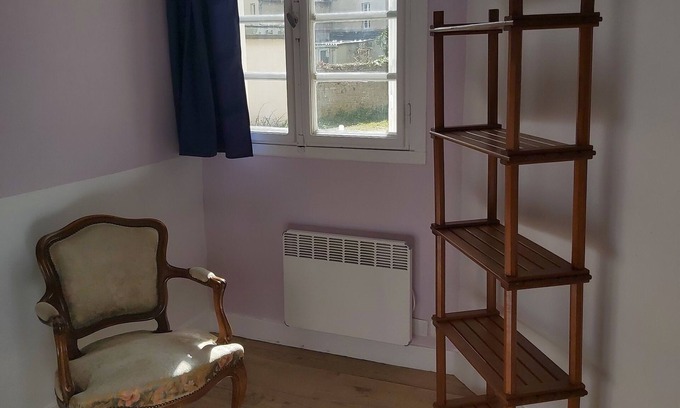 Bernieres-sur-Mer Appartement | Appartement 70m2 Très Ensoleillé Plage du Débarquement. Animaux Acceptés