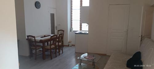 Bar-sur-Aube Appartement | Appartement Artur 2