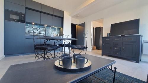 Evian-les-Bains Appartement | Appartement avec piscine Bleu du Lac