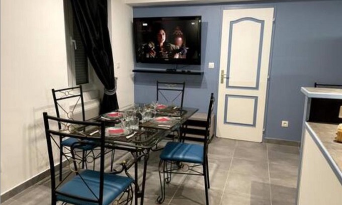 Vierzon Appartement | Appartement avec Parking Gratuit et Wifi