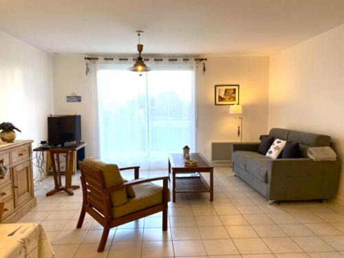 Tregastel Appartement | Appartement avec WIFI à 50m de la plage Coz Pors, Forum et Aquarium à Trégastel - FR-1-368-127