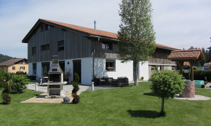 Muriaux Appartement | Appartement - Beau-séjour by Interhome