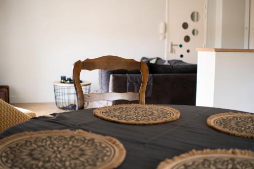 Issoire Appartement | Appartement calme et spacieux avec terrasse à Issoire