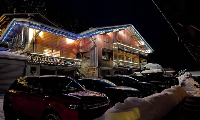Morzine Appartement | APPARTEMENT ALPIERLAUR PISCINE INTERIEURE SAISON HIVER ( Décembre à Avril )