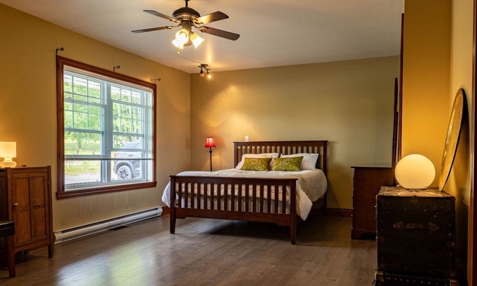 Mont-Carmel Copropriété | Appartement chaleureux face au Lac St-Pierre près de Kamouraska