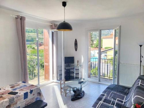 Ria-Sirach Appartement | Appartement charmant à Ria-Sirach avec vue sur montagnes, 80 m²