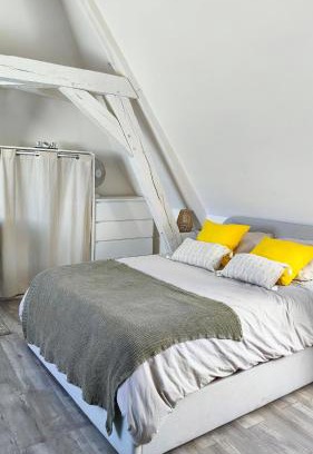 Nogent-le-Rotrou Appartement | Appartement cosy et calme, vue sur le château