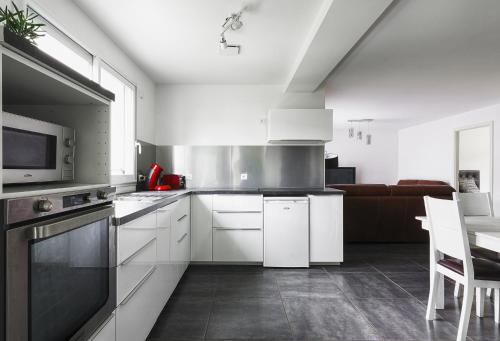 Charnecles Appartement | Appartement de 70 m2 dans maison comptenporaine