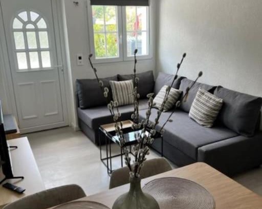 Tatroz Appartement | Appartement douillet, aménagé proche riviera.