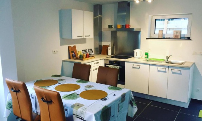 Fays Appartement | Appartement Duplex à l'entrée de Ciney Avec emplacement vélos