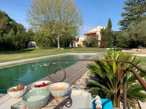 Valergues Appartement | Appartement Duplex dans Petit Mas calme