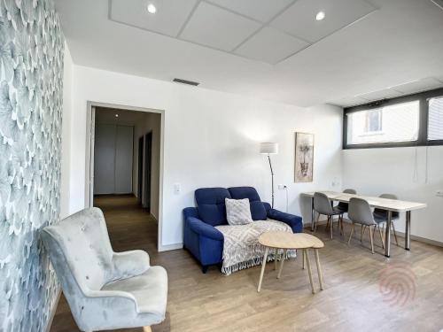 Lamalou-les-Bains Appartement | Appartement F3 Climatisé PMR à 50m des Thermes avec Terrasse et Parking, Animaux Acceptés - FR-1-451-170