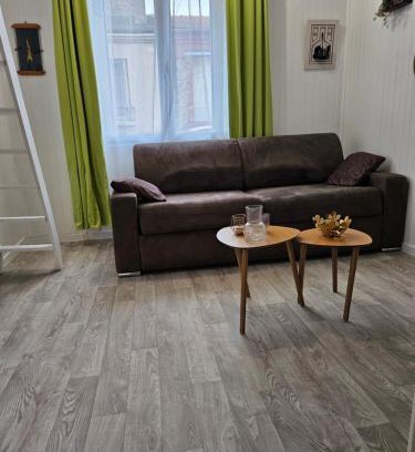 Le Pre-Saint-Gervais Appartement | appartement calme à 10mn à pied de la villette