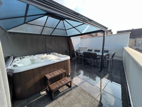 Champagnole Appartement | Appartement haut de gamme avec Jacuzzi Champagnole