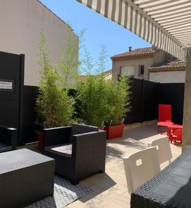 Gruissan Appartement | Appartement la corde a linge Gruissan village avec terrasses