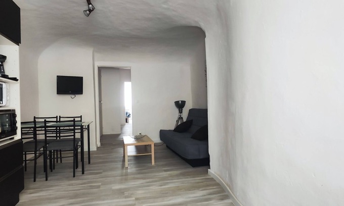 Saint-Ambroix Appartement | Appartement Le république idéalement situé.