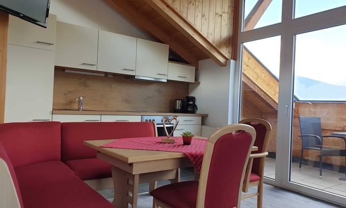Arzl im Piztal Appartement | Appartement mit 2 Schlafzimmer - Gästehaus Falkenblick