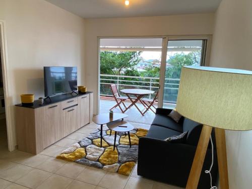 Trois-Ilets Appartement | Appartement moderne 2 pièces avec parking et proche plage - FR-1-765-11
