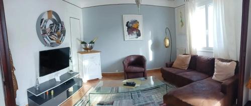 Saint-Assiscle Appartement | Appartement moderne à Perpignan avec vue sur la montagne