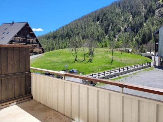 Reallon Appartement | APPARTEMENT MONTAGNE