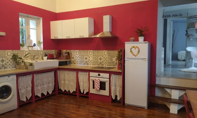 Eymoutiers Appartement | Appartement nature et jardin