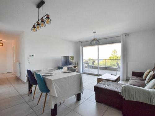 Evian-les-Bains Appartement | Appartement neuf moderne avec balcon et garage à Évian - FR-1-498-103