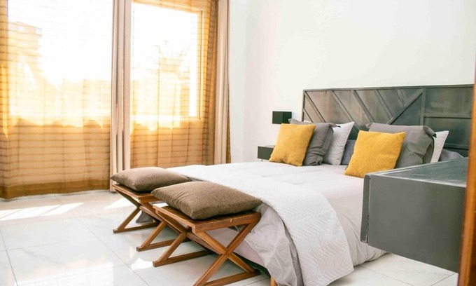 Gombe Appartement | Appartement rénové à 2 min de Kin Plaza Rotana Gombe centre ville.