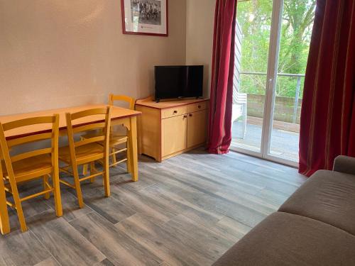 Cassen Station Balnéaire | Appartement rénové 1 chambre pour 4 personnes à Cassen