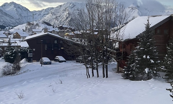 Cognet Appartement | Bel appartement rénové au pied des pistes, lumineux, vue montagne, certifié 4*.