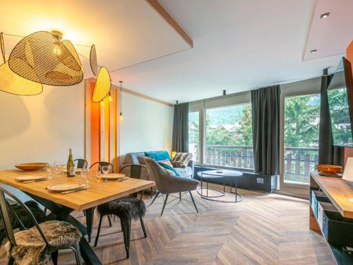 Val-d'Isere Appartement | Appartement rénové avec wifi et animaux acceptés au cœur de Val-d'Isère - FR-1-694-366