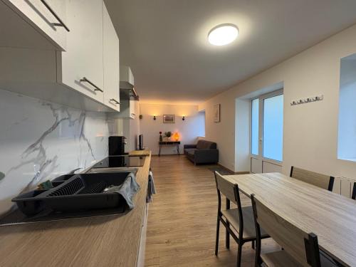 Villereversure Appartement | Appartement rénové au cœur de la campagne
