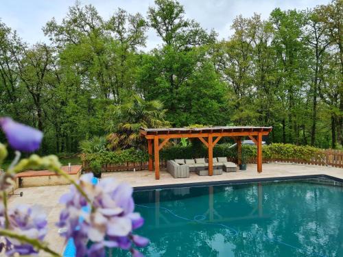 Maurens Appartement | Appartement spacieux avec piscine partagée à Maurens - 120 m²