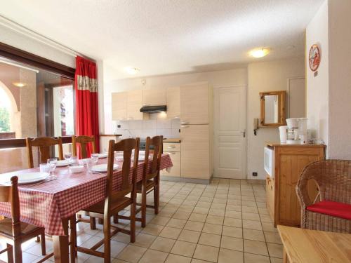 Briancon Appartement | Appartement T2 cabine à Briançon, parfait pour 4-6 pers, proche centre, télécabine et commerces - FR-1-330C-65