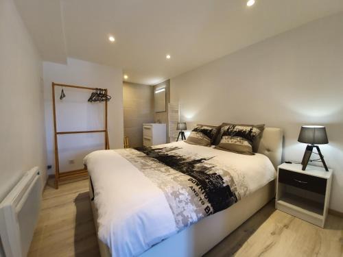 Bourgoin-Jallieu Appartement | Appartement T2 proche gare et centre Bourgoin