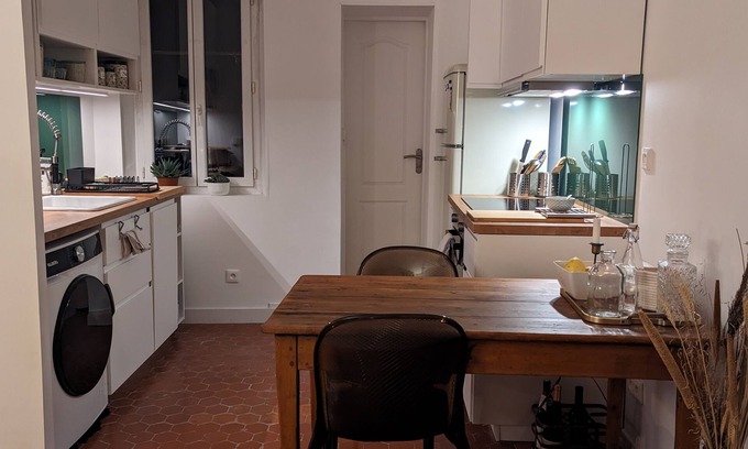 Thiers Appartement | Appartement Traditionnel, Refait, 4 Couchages Max, 3 Nuits Minimum, 1er Étage