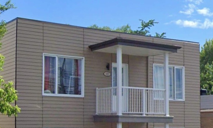 Les Rivieres Appartement | APPARTEMENT TRES PROPRE. PROCHE DE TOUT
