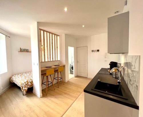 Miribel Appartement | Appartement ~ Un Lundi au Soleil~ à 15 min de Lyon