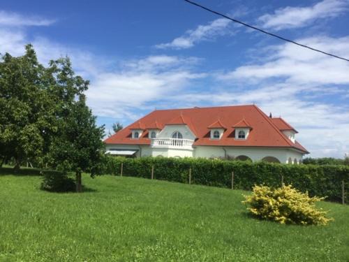Oberlauterbach Appartement | Appartement -Villa ROYAL Hélène