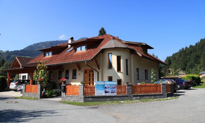 Kotschach-Mauthen Appartement | Appartementhaus Sabine