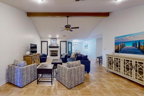 Conway Maison | Applegate Escape