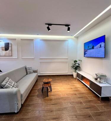 Gueznaia Appartement | Appt à 10 minutes de la plage et 2 minutes de l aéroport