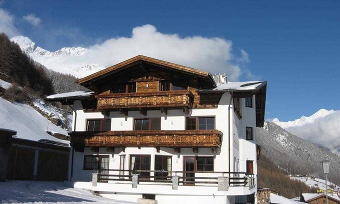 Soelden Appartement | Appt C (6-9 P) - Belledonne Ski in & out Sölden