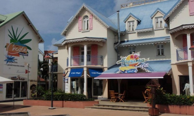 Pointe du Bout Appartement | APPT GRAND CONFORT VUE IMPRENABLE EN SURPLOMB DE LA MER CARAÏBES 150m PLAGES