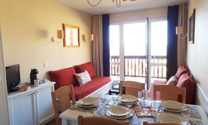 Valmeinier Appartement | Appt F2 4/5 PERS VUE ET SORTIE DIRECTE SUR PISTES. WIFI. CENTRE STATION